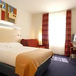 Express Lisbon-oeiras, An Ihg