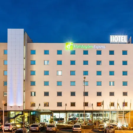 Express Lisbon-oeiras, An Ihg Oeiras