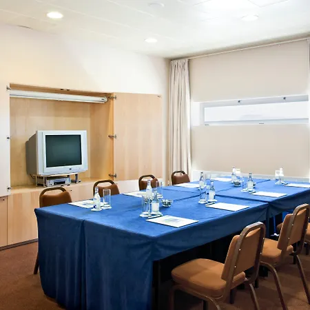 Szálloda Express Lisbon-oeiras, An Ihg