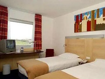 Szálloda Express Lisbon-oeiras, An Ihg