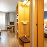 מלון Express Lisbon-oeiras, An Ihg 3*