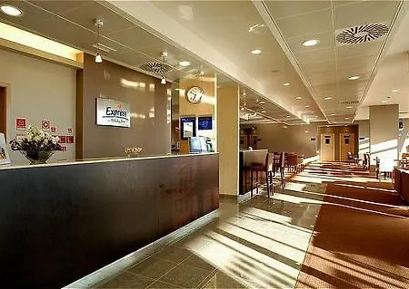 Express Lisbon-oeiras, An Ihg מלון