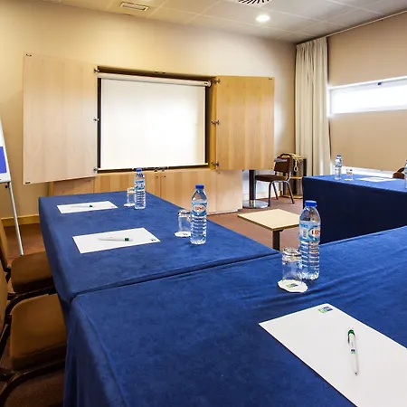 Express Lisbon-oeiras, An Ihg מלון