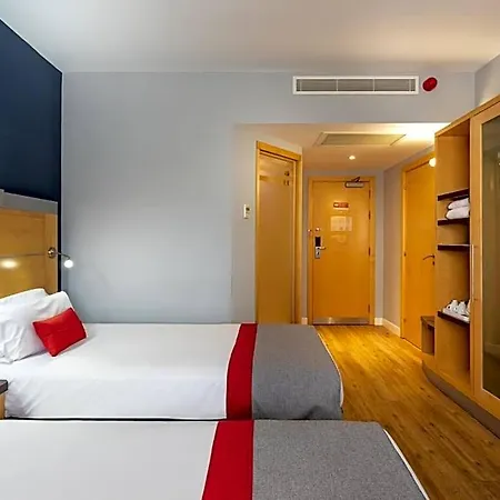 Express Lisbon-oeiras, An Ihg Hotell Oeiras