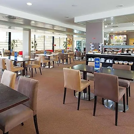 Express Lisbon-oeiras, An Ihg Hotell 3*