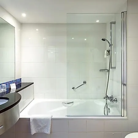 Hotell Express Lisbon-oeiras, An Ihg 3*