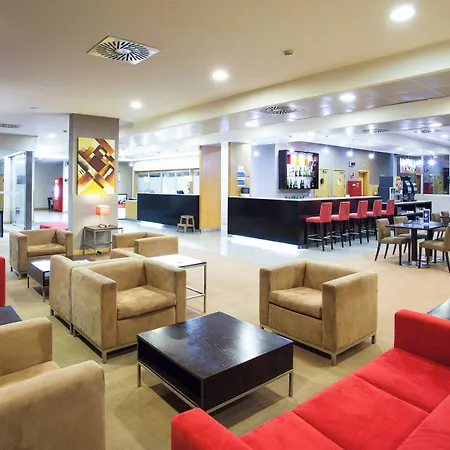 Hotel Express Lisbon-oeiras, An Ihg 3*