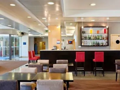 Express Lisbon-oeiras, An Ihg אוייראס