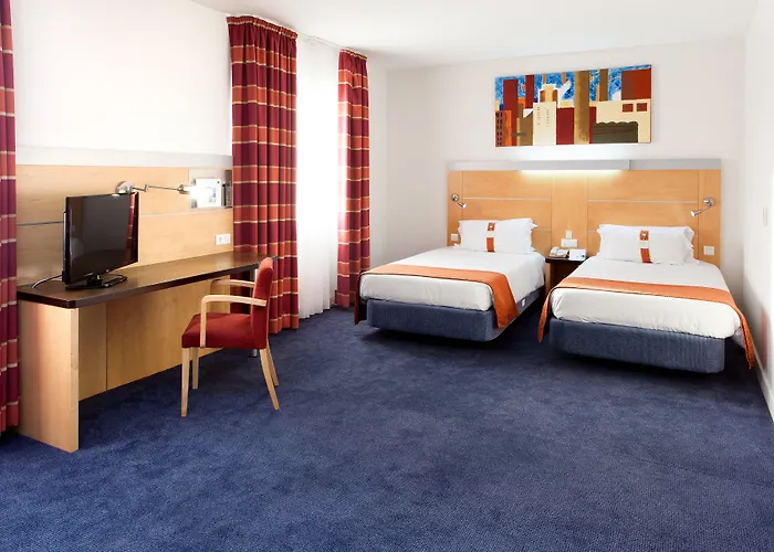 Hotel Express Lisbon-oeiras, An Ihg 3*