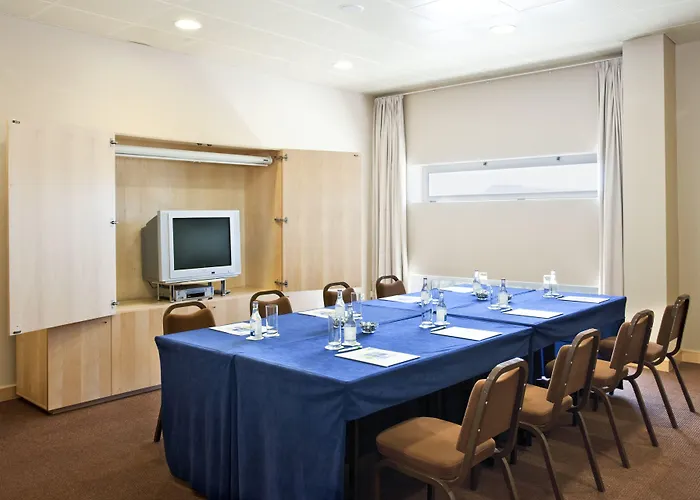 Express Lisbon-oeiras, An Ihg 3*