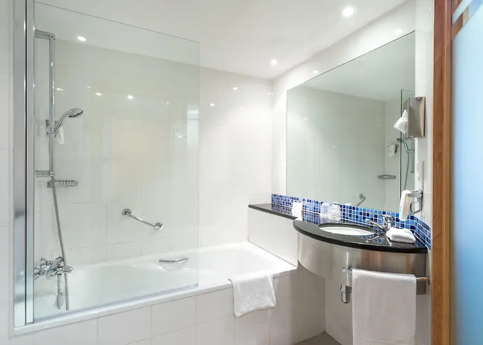 Express Lisbon-oeiras, An Ihg